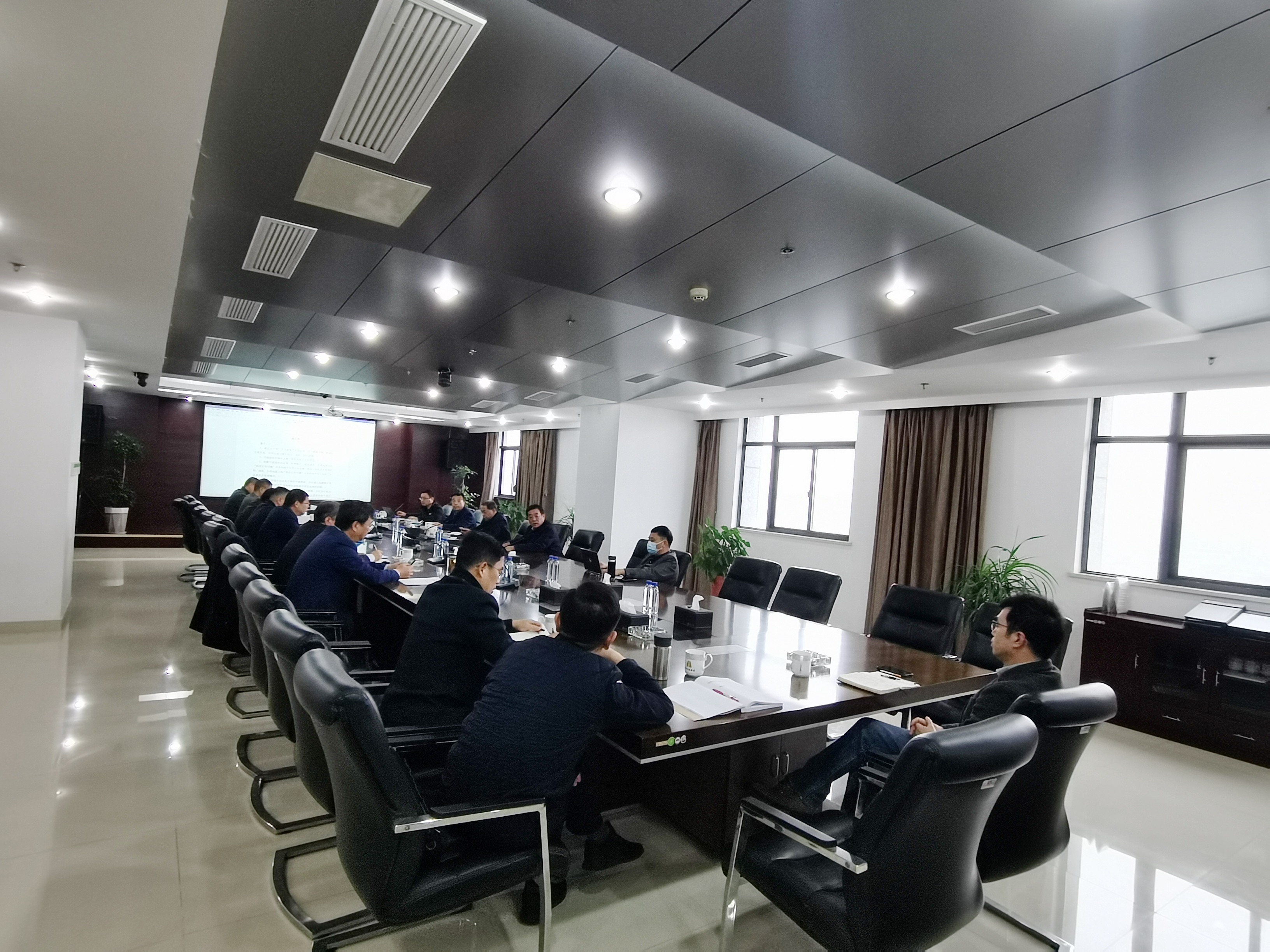 圖1-2、股改方案推進(jìn)會(huì).jpg