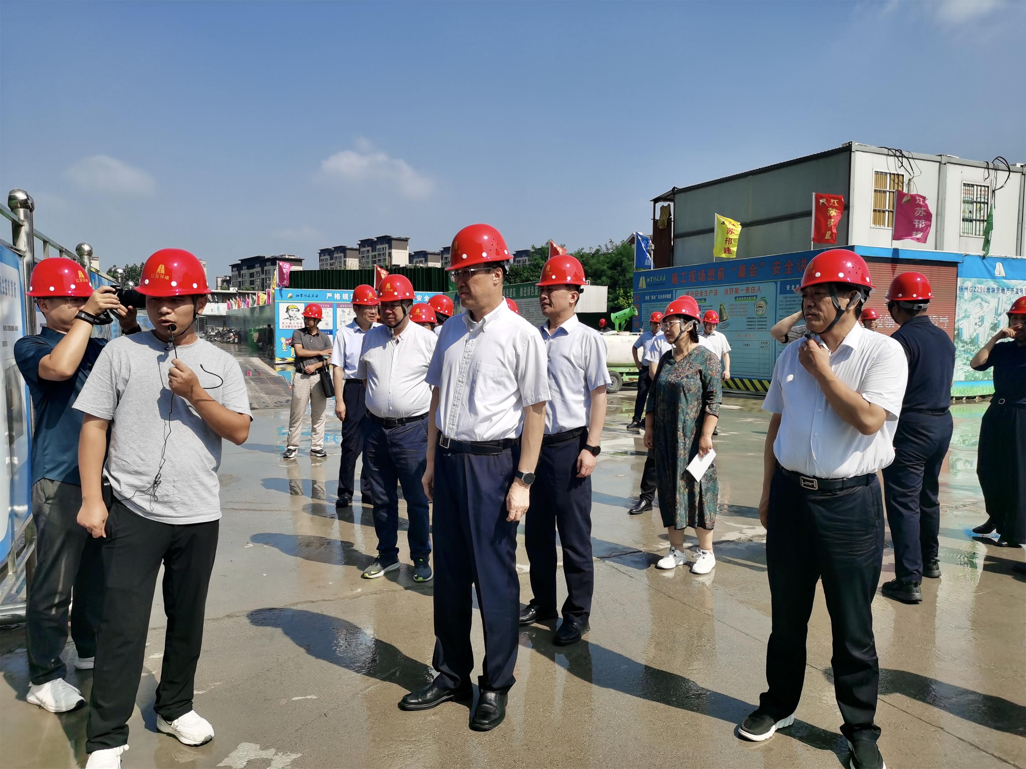圖1-2、市政協(xié)經濟界別小組到GZ290地塊開展“界別活動周”活動.jpg